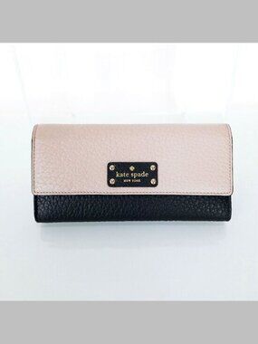 Kate Spade Bay Street Sandra Wallet Almndne/Black Style# WLRU2641